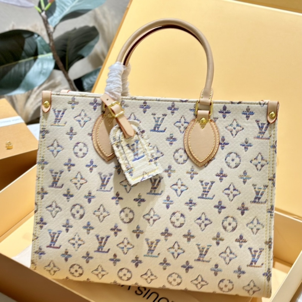 1000 x 1000 (Detail) (11)