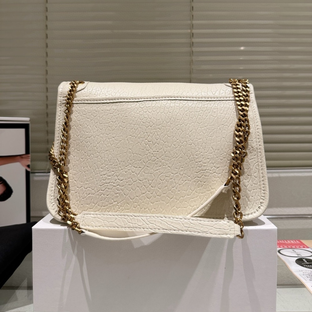 1000-x-1000-Detail-16-1