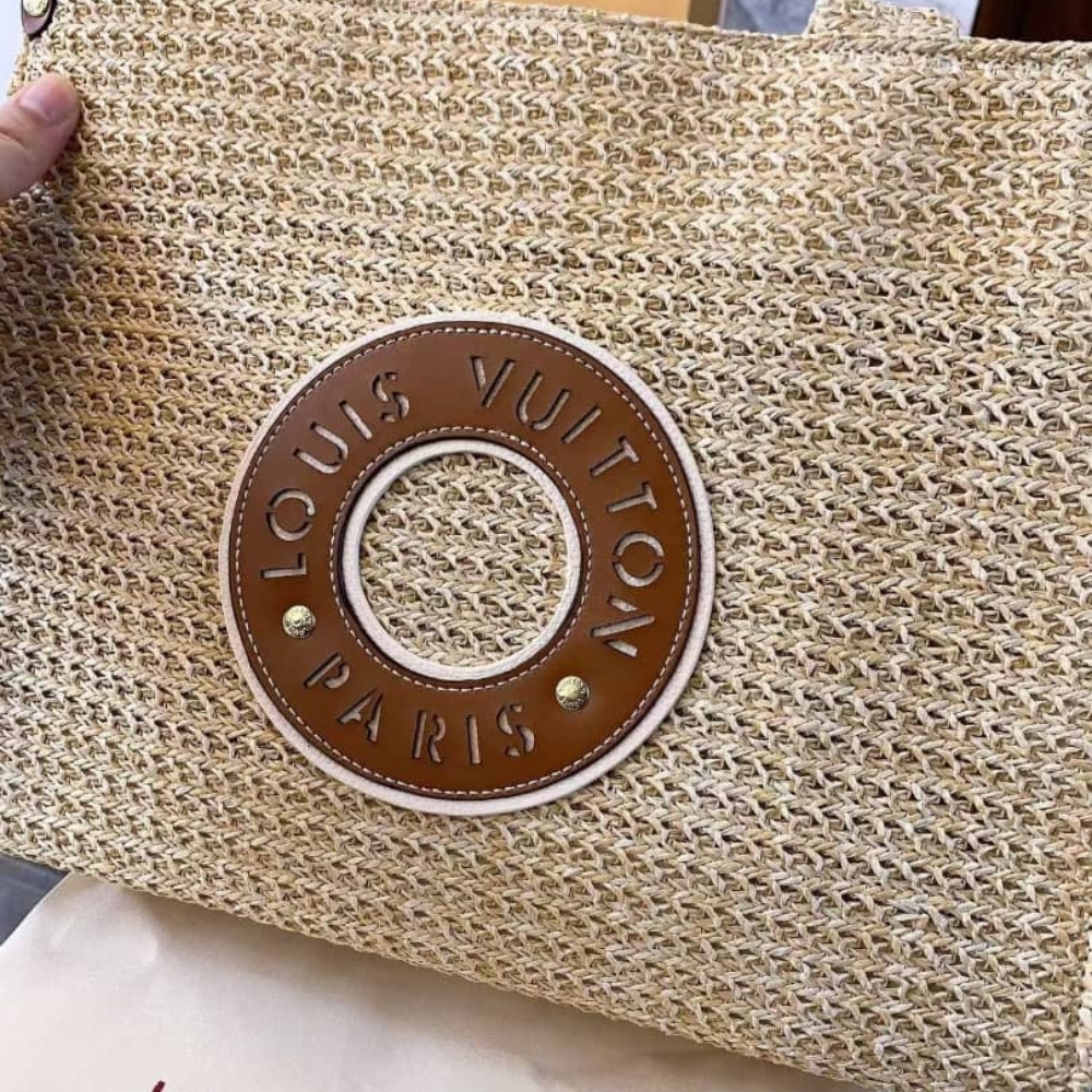 1000 x 1000 (Detail) (16)