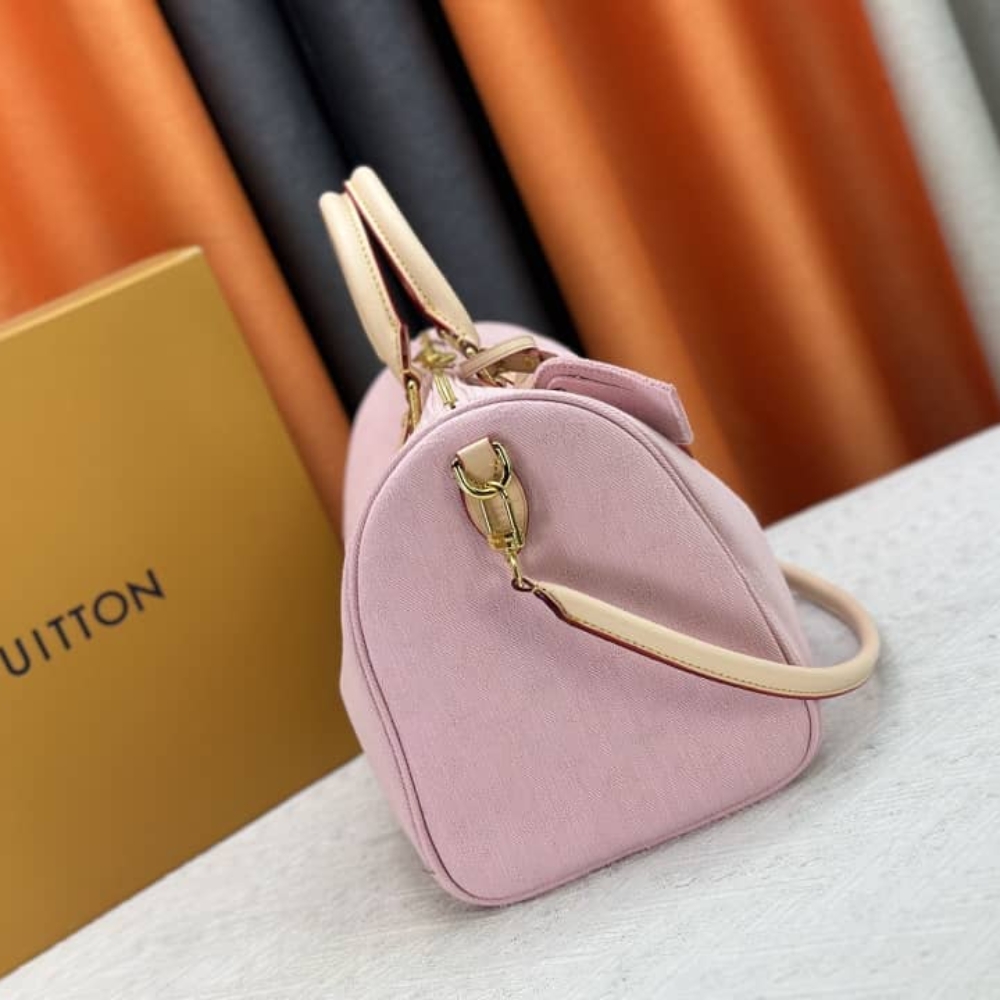 1000 x 1000 (Detail) (19)