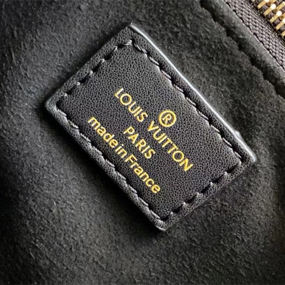 1000 x 1000 (Detail) (20)