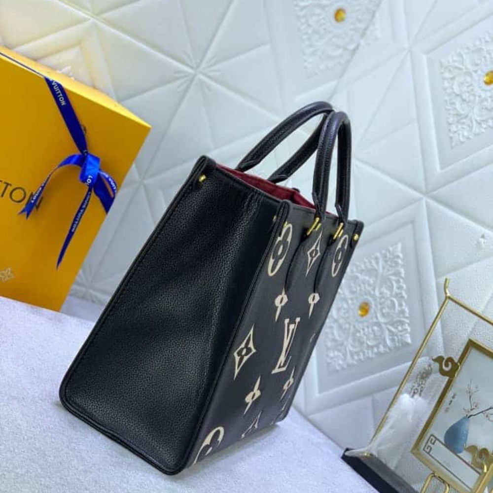 1000 x 1000 (Detail) - 2025-09-20T225602.973