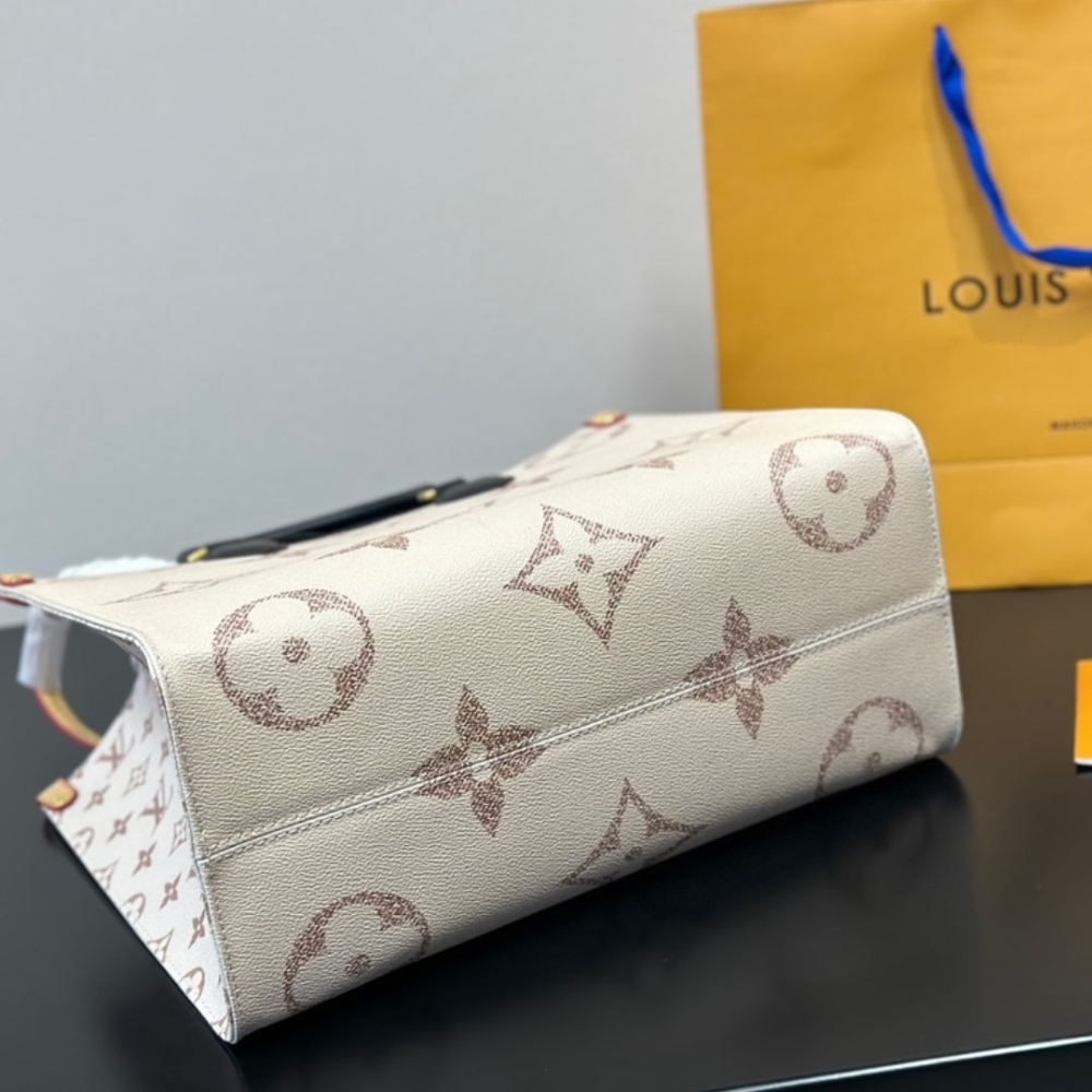 1000 x 1000 (Detail) - 2025-09-20T232455.720