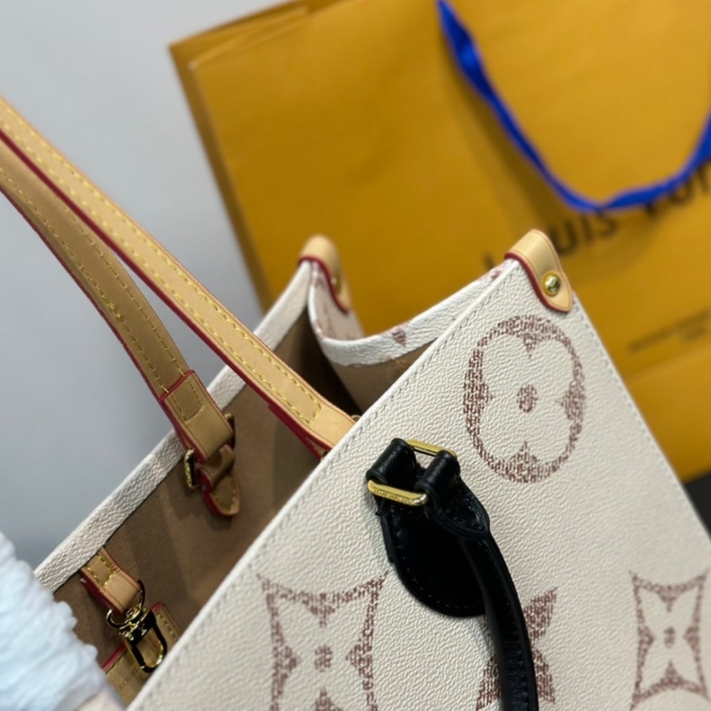 1000 x 1000 (Detail) - 2025-09-20T232504.338