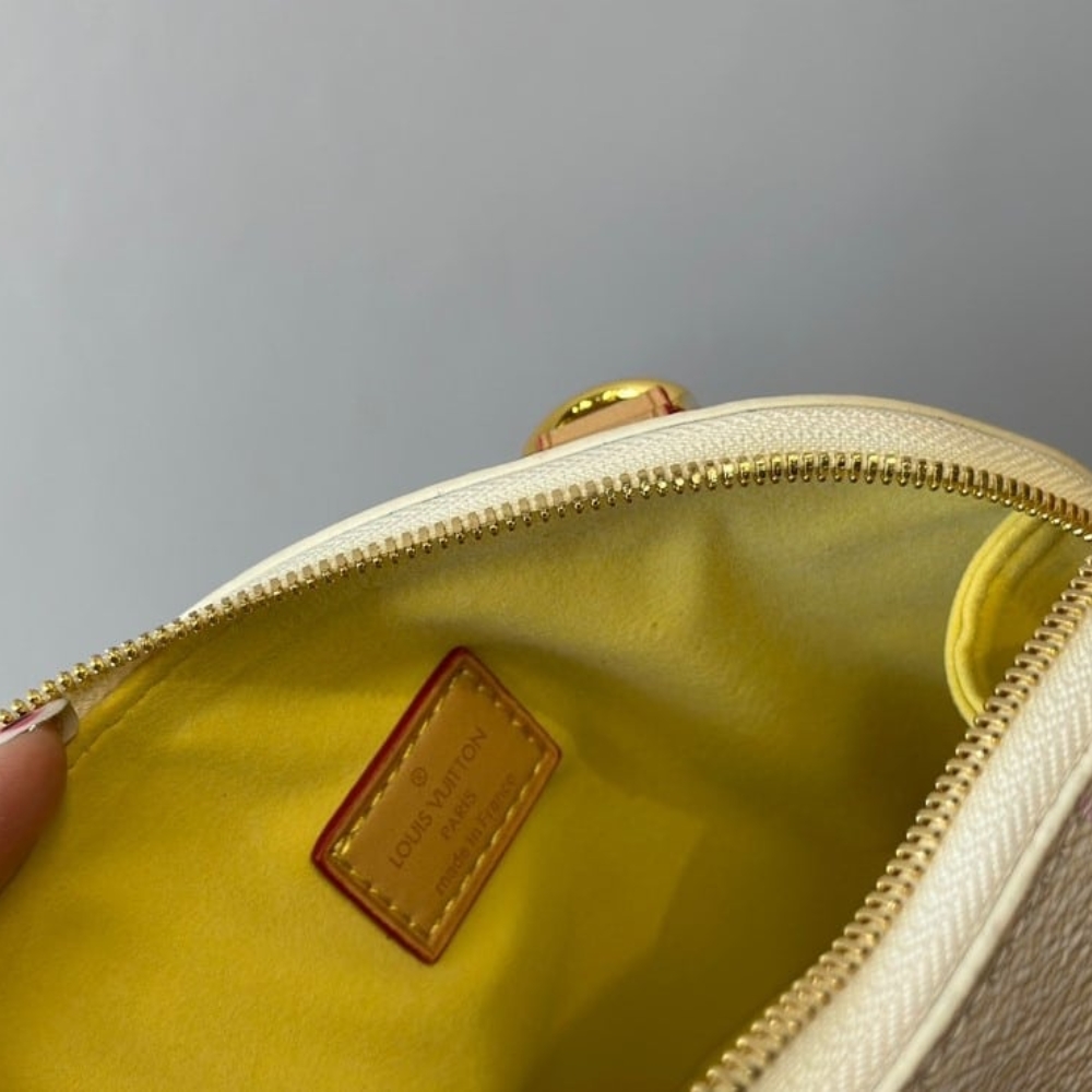 1000 x 1000 (Detail) - 2025-09-21T184053.109