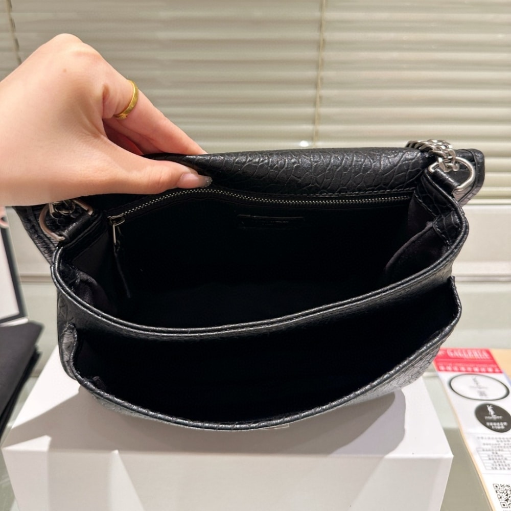 1000-x-1000-Detail-22-1