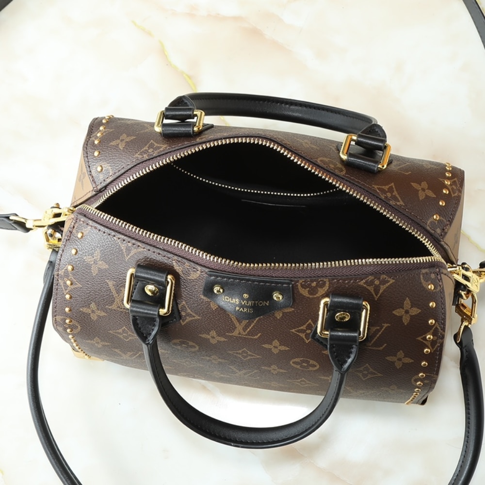 1000-x-1000-Detail-23-5