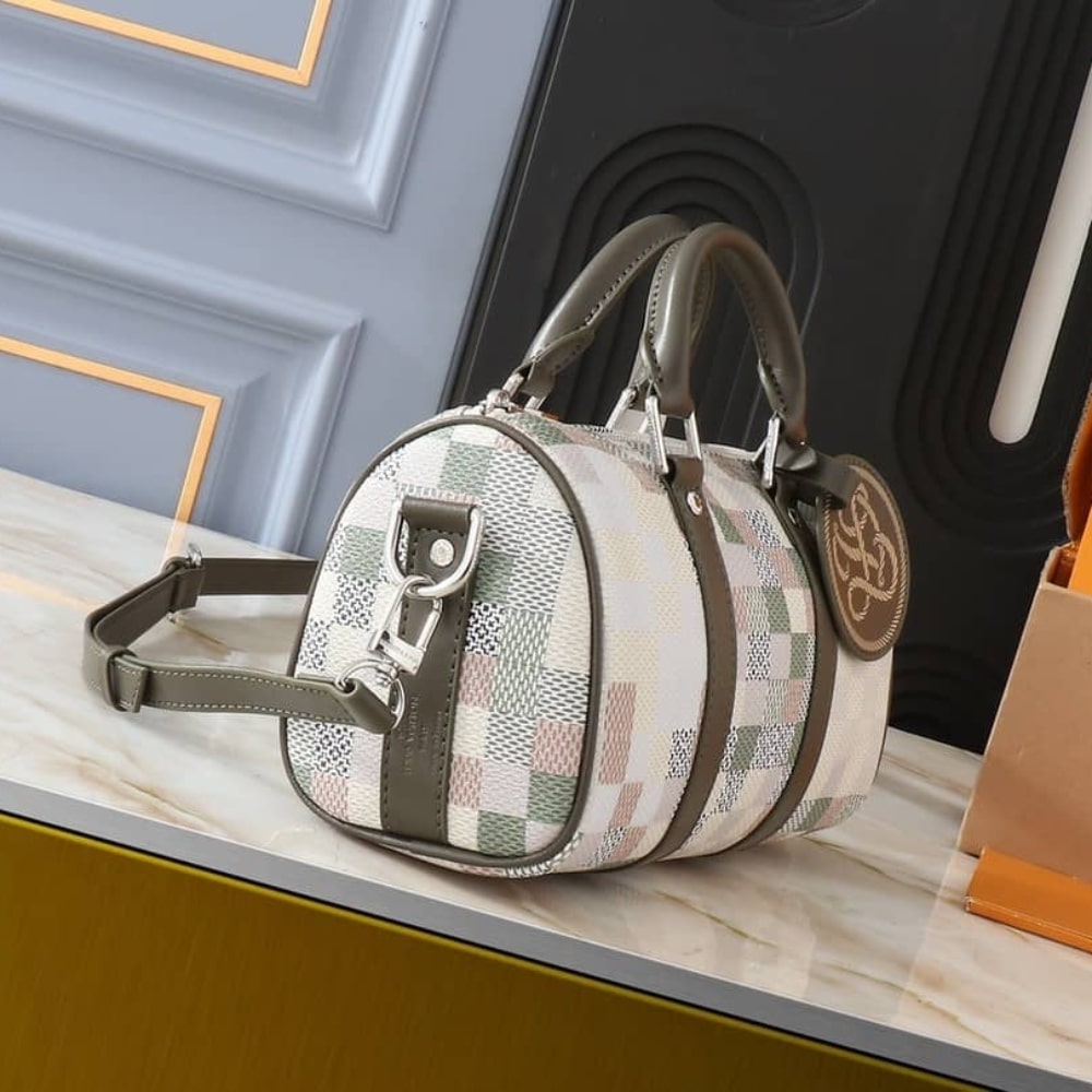 1000-x-1000-Detail-25