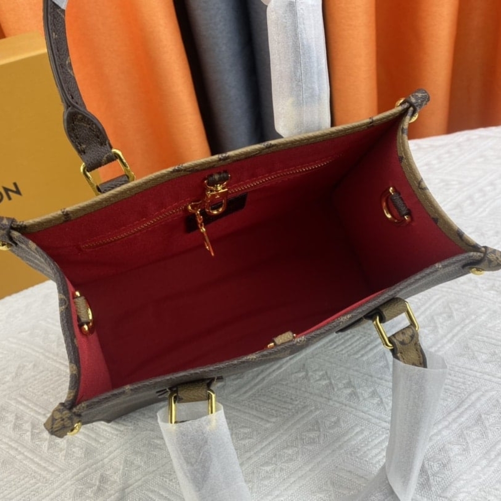 1000 x 1000 (Detail) (26)