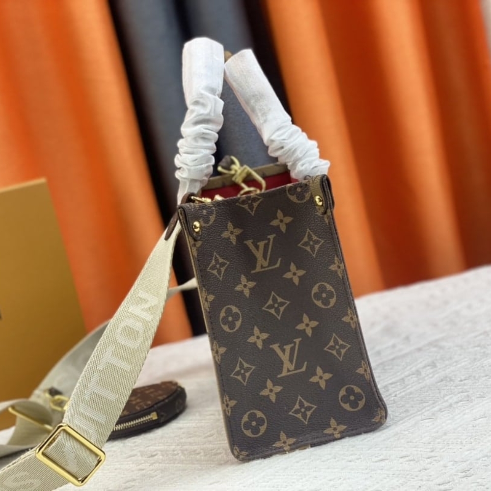 1000 x 1000 (Detail) (30)