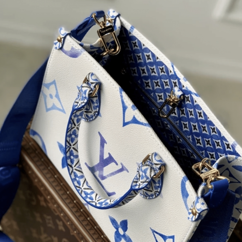 1000 x 1000 (Detail) (35)