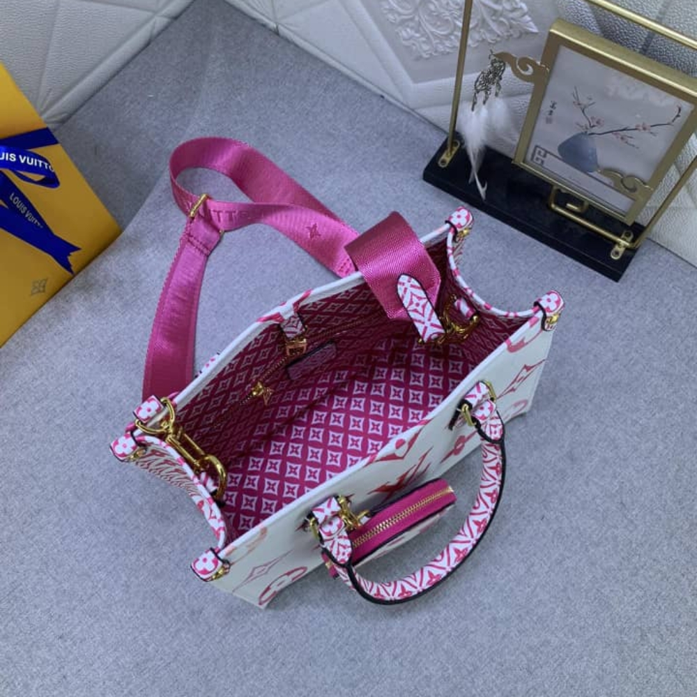 1000 x 1000 (Detail) (39)