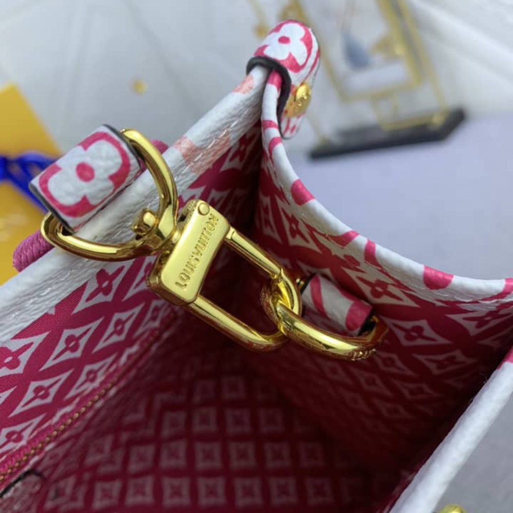 1000 x 1000 (Detail) (41)