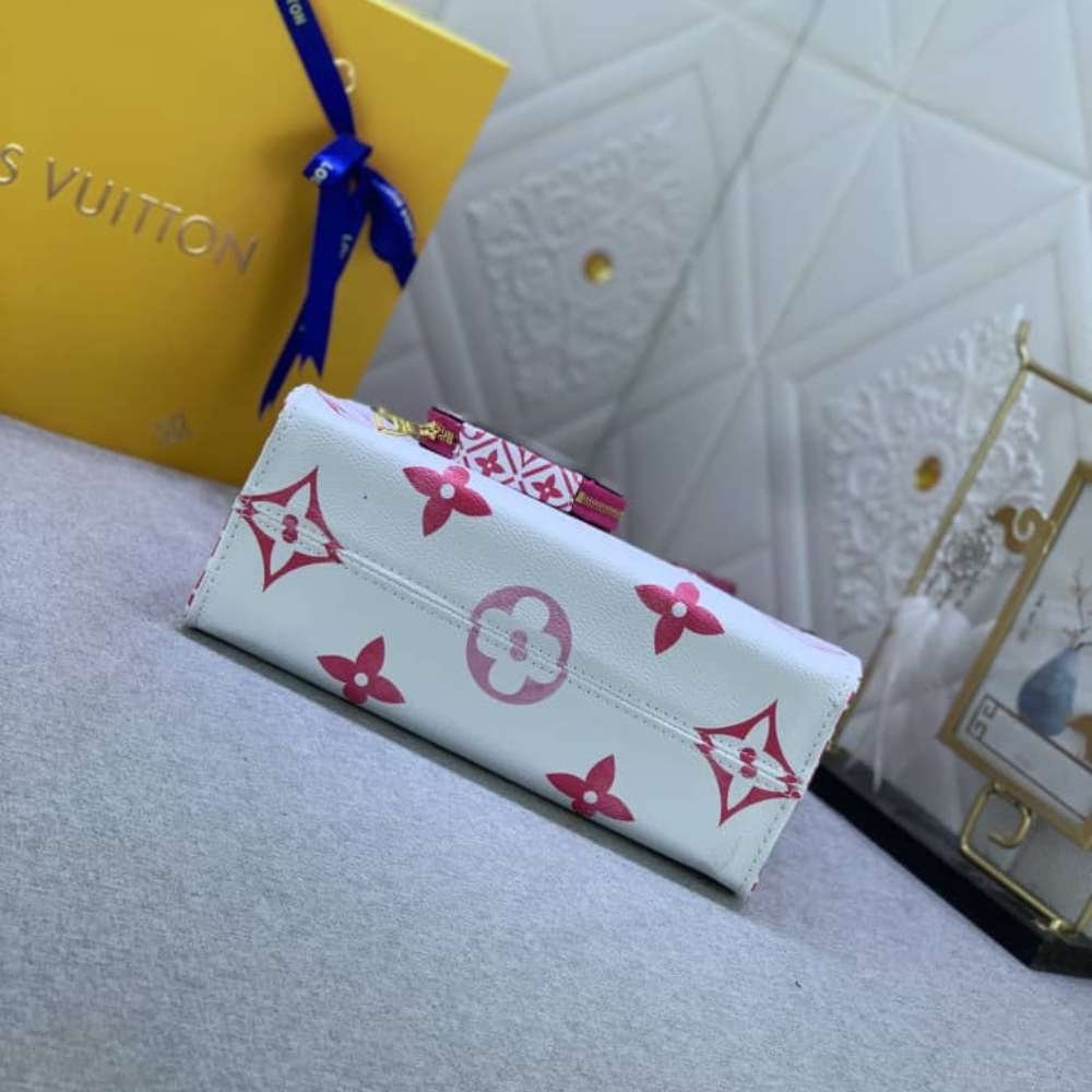 1000 x 1000 (Detail) (44)