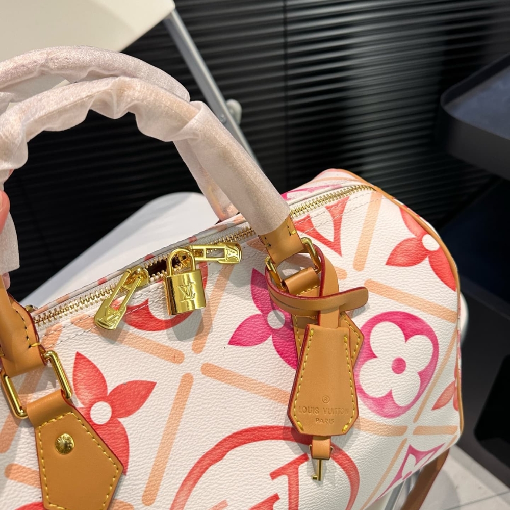 1000 x 1000 (Detail) (53)