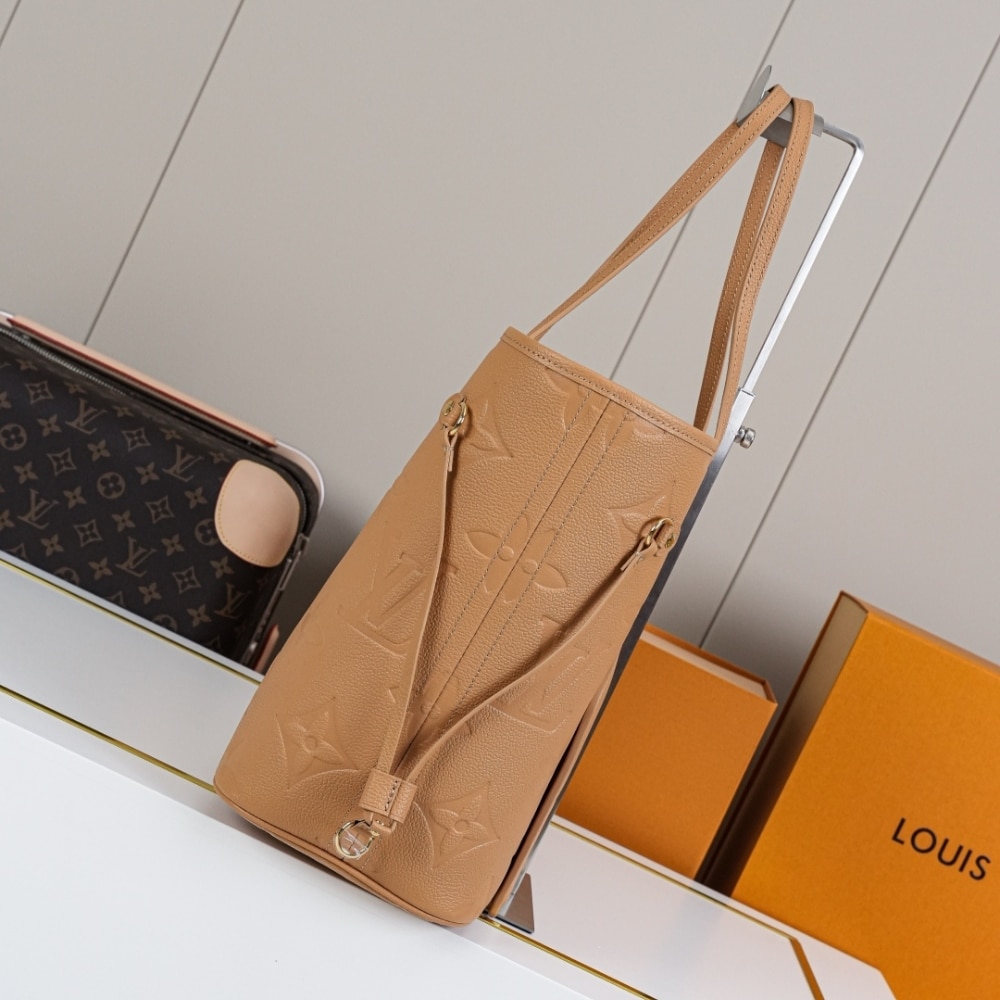 1000-x-1000-Detail-54-4