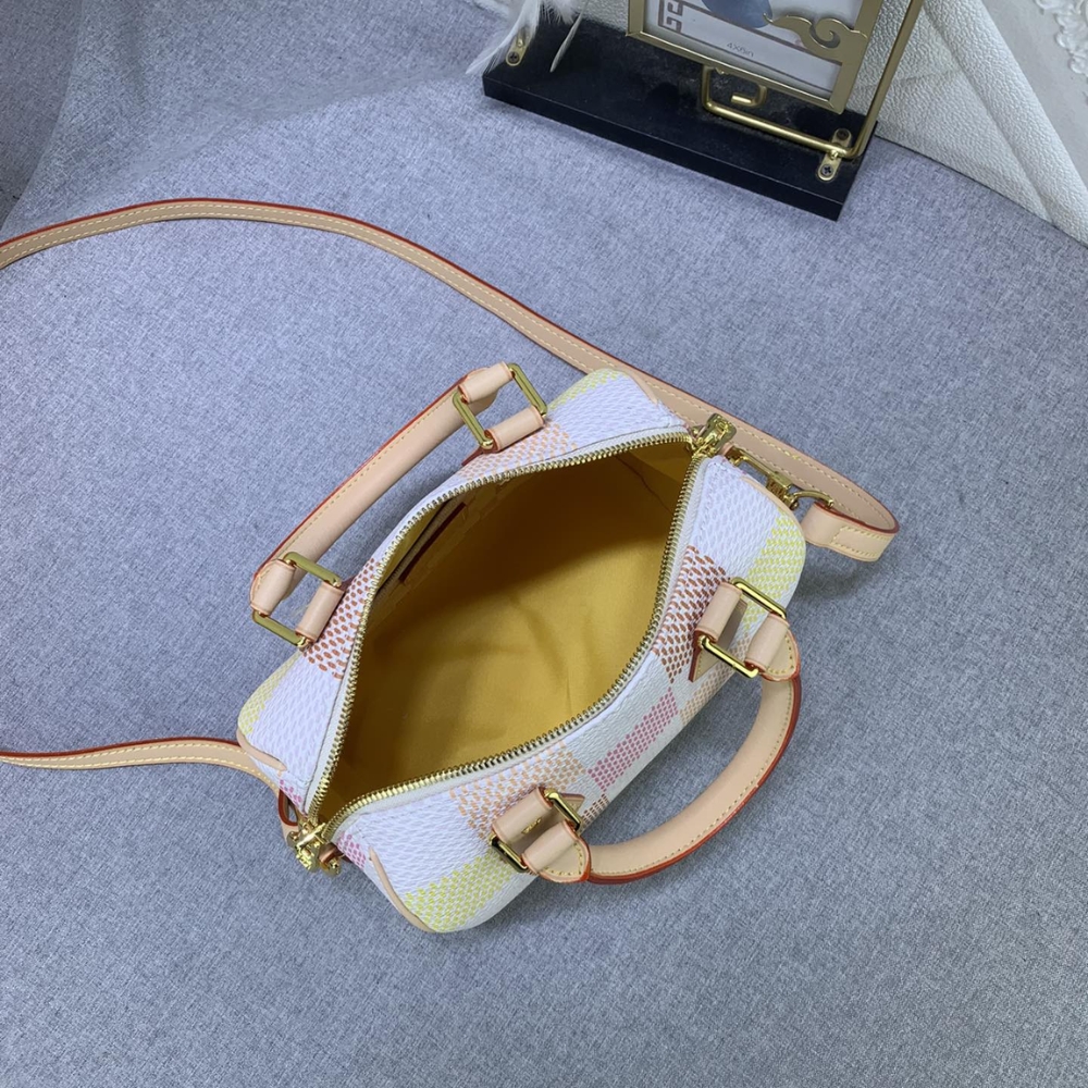 1000 x 1000 (Detail) (58)