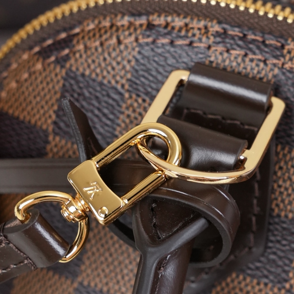 1000-x-1000-Detail-60-3