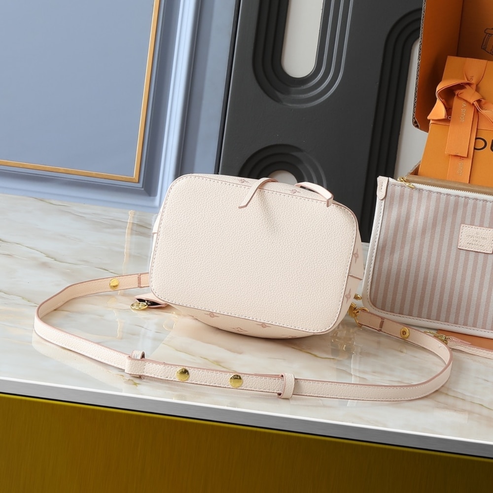 1000-x-1000-Detail-62