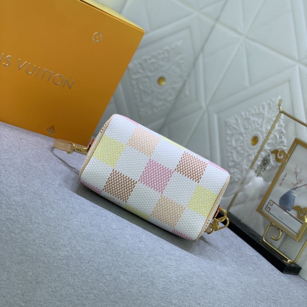 1000 x 1000 (Detail) (63)