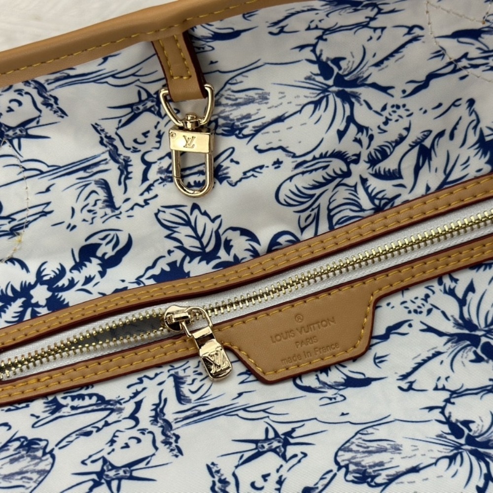 1000 x 1000 (Detail) (68)