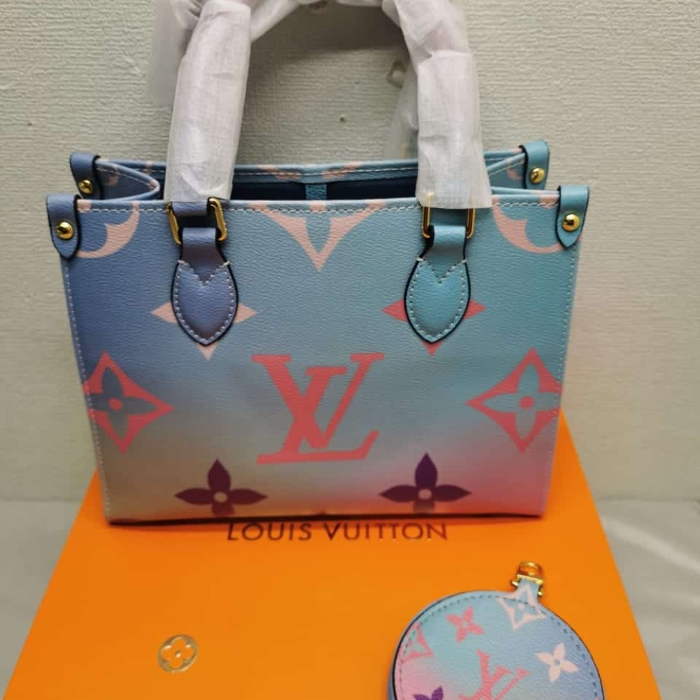 1000 x 1000 (Detail) (70)