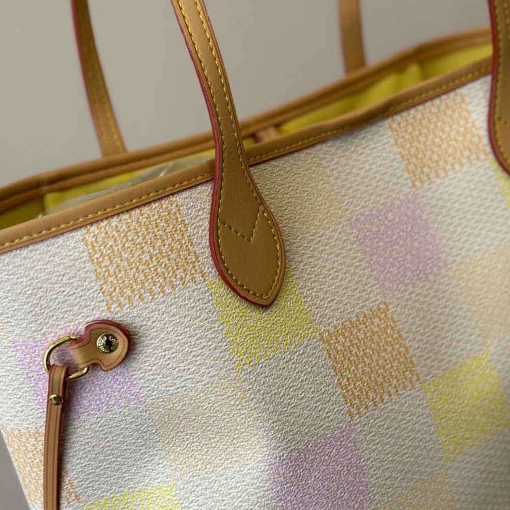 1000 x 1000 (Detail) (85)