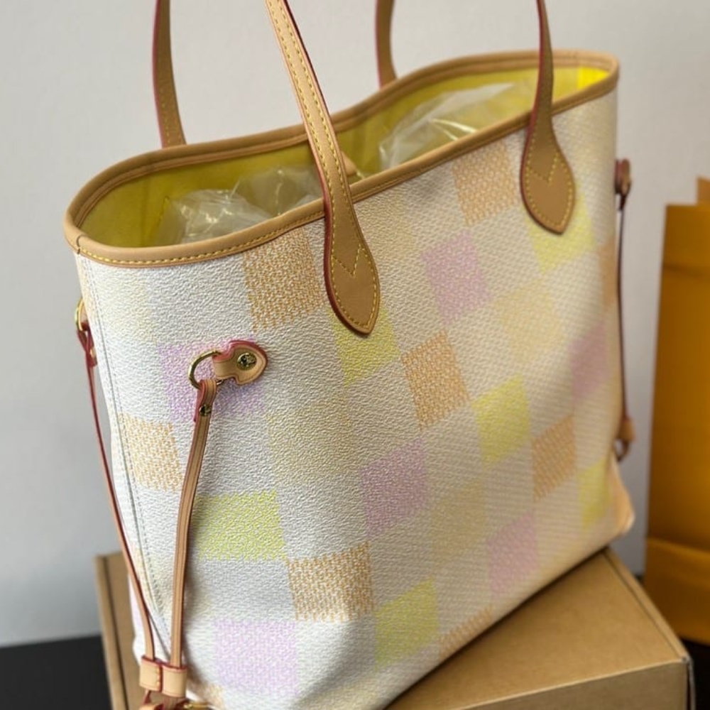 1000 x 1000 (Detail) (86)