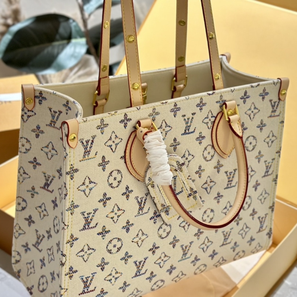 1000 x 1000 (Detail) (9)