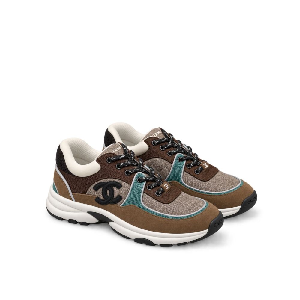 Chanel CC Logo Low Top Trainer Sneakers Brown And White G38301 Y55434 K3161