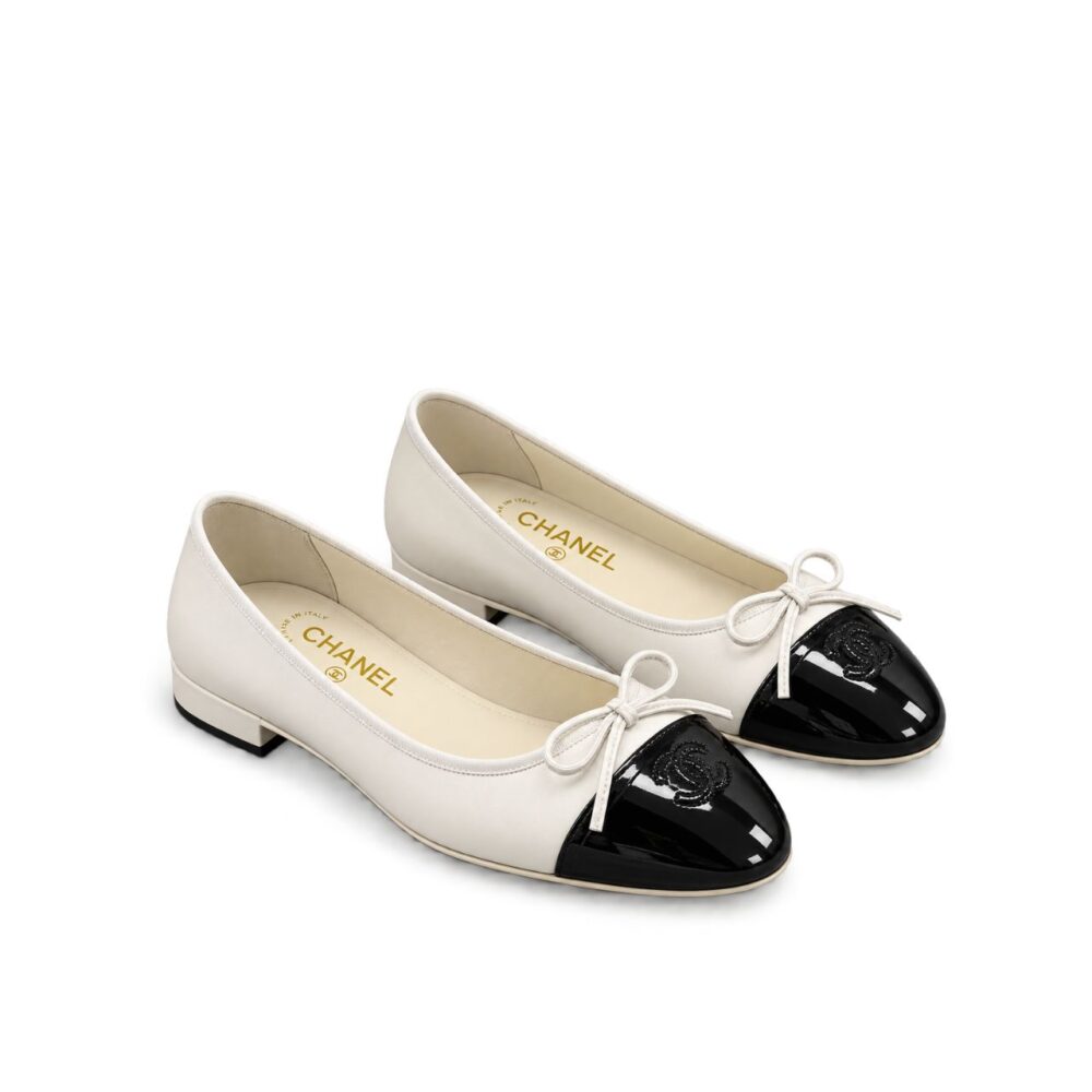 Chanel Ballerina Flat Shoes In White