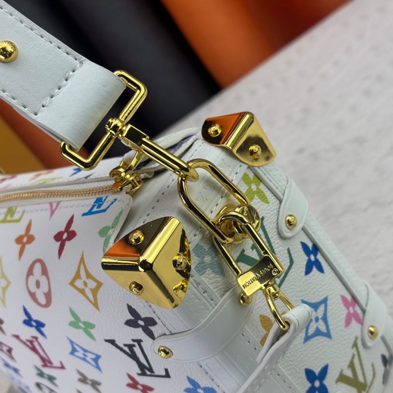 Louis Vuitton X Takashi Murakami Side Trunk MM Multicolore Blanc 23Cm M14046 - Image 8