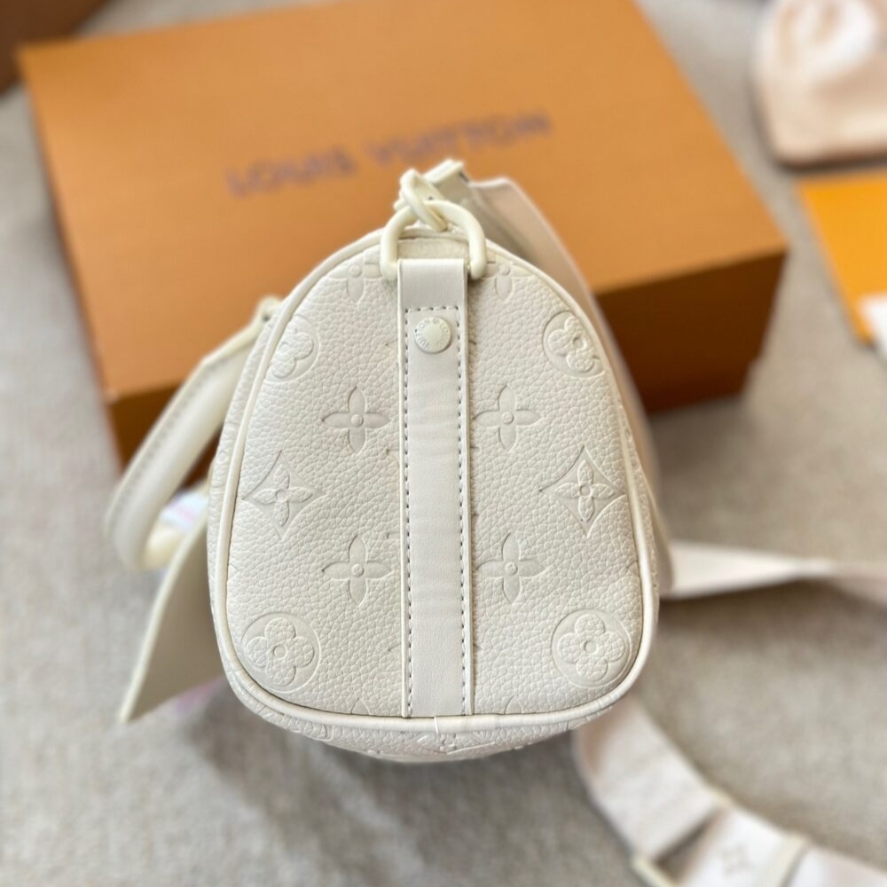 Copy of 1000 x 1000 (Detail) (100)