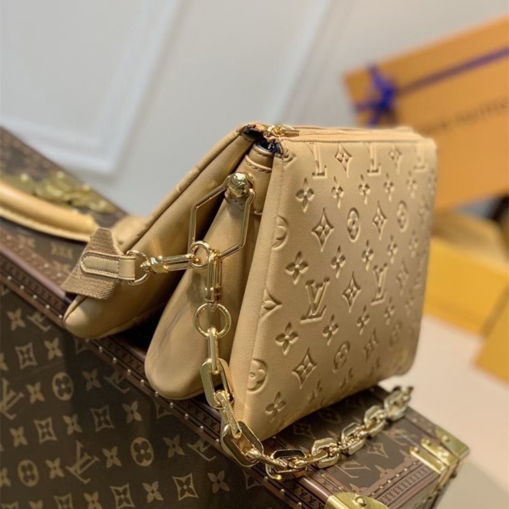 Copy of 1000 x 1000 (Detail) (17)