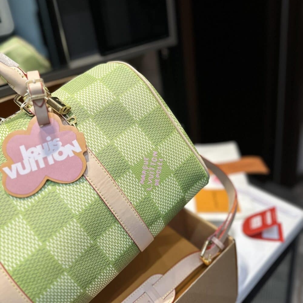 Copy of 1000 x 1000 (Detail) - 2025-09-26T004338.396