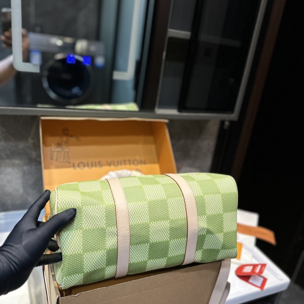 Copy of 1000 x 1000 (Detail) - 2025-09-26T004343.147