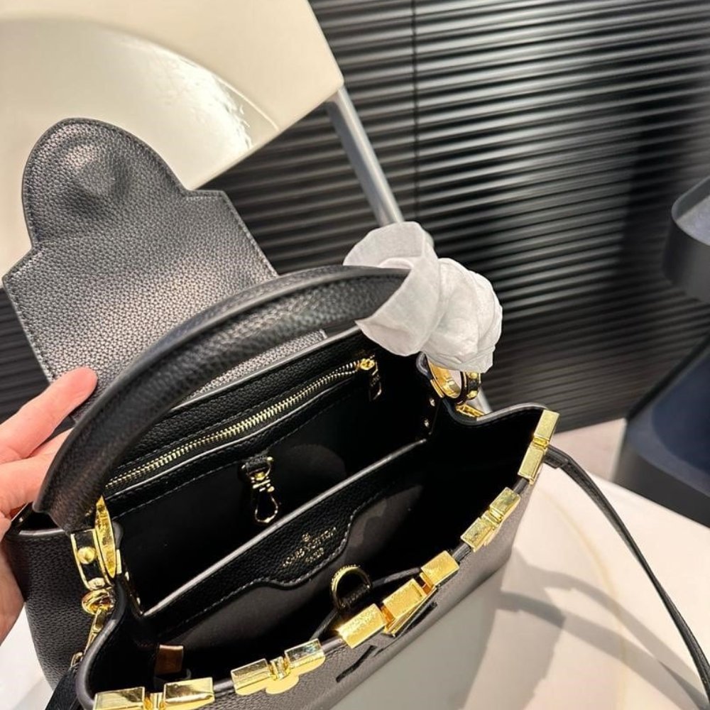 Copy of 1000 x 1000 (Detail) - 2025-09-26T231859.041