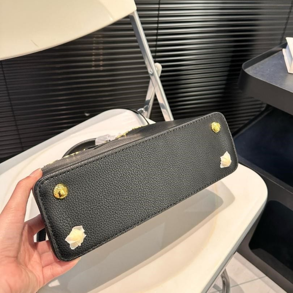 Copy of 1000 x 1000 (Detail) - 2025-09-26T231949.515