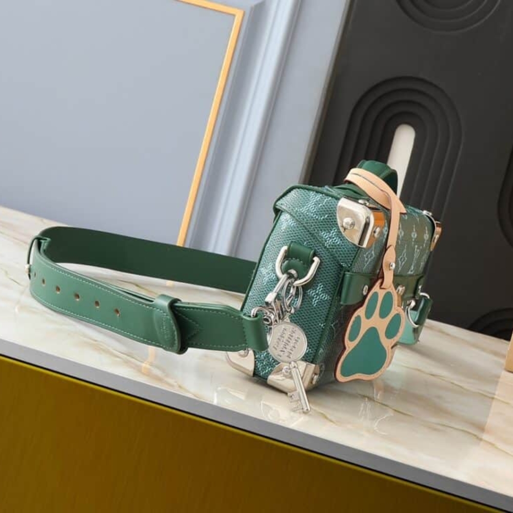 Copy of 1000 x 1000 (Detail) - 2025-09-28T102842.767