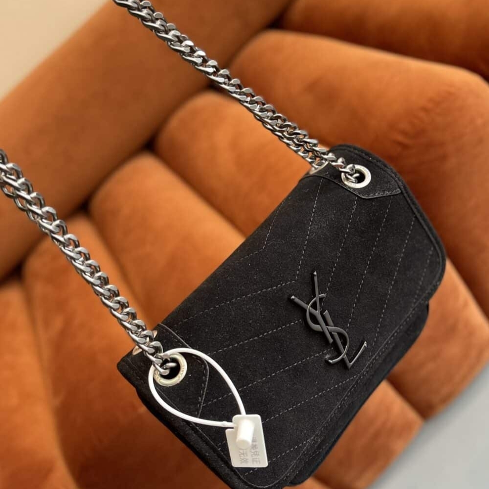 Copy of 1000 x 1000 (Detail) - 2025-09-28T183421.347