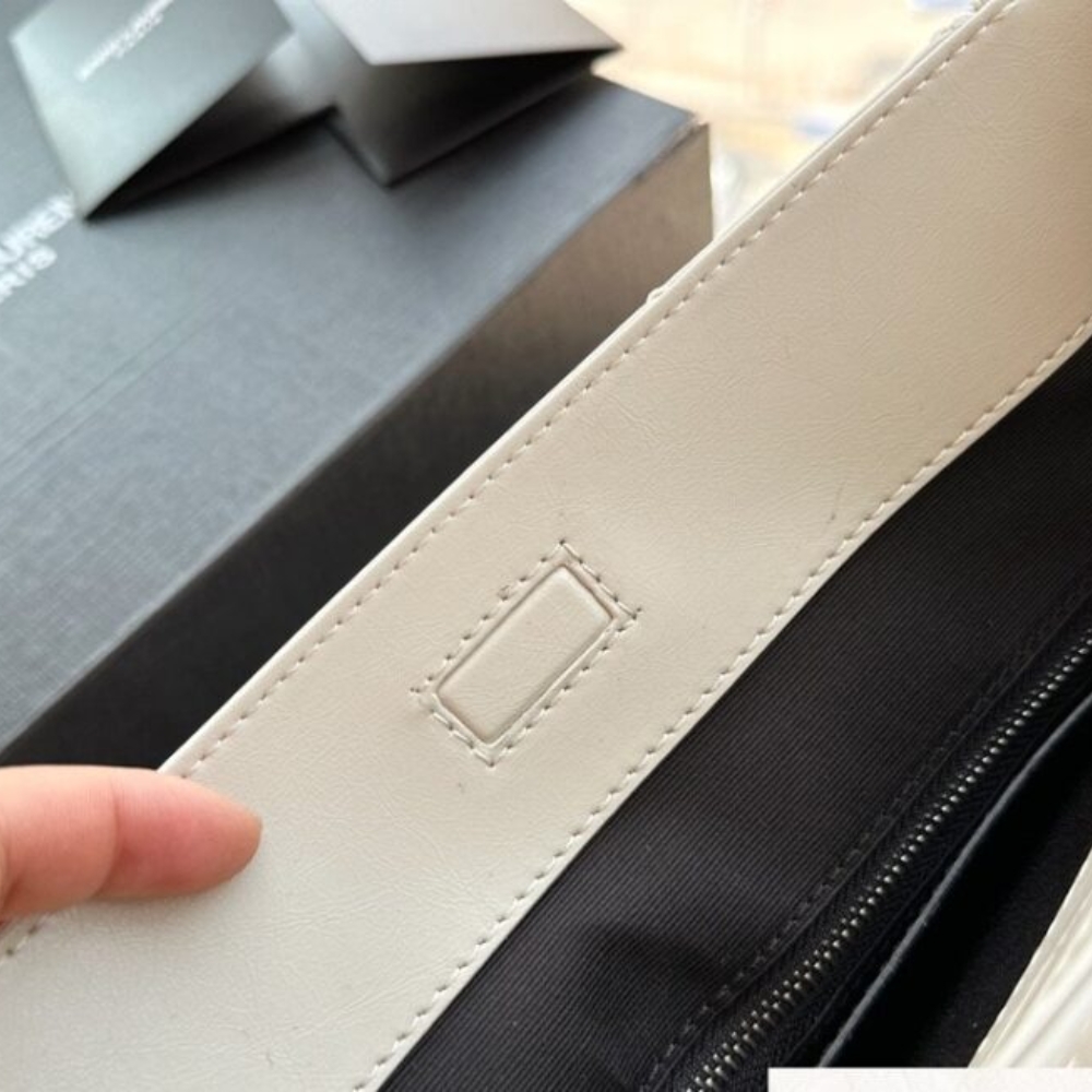 Copy of 1000 x 1000 (Detail) - 2025-09-28T193749.115