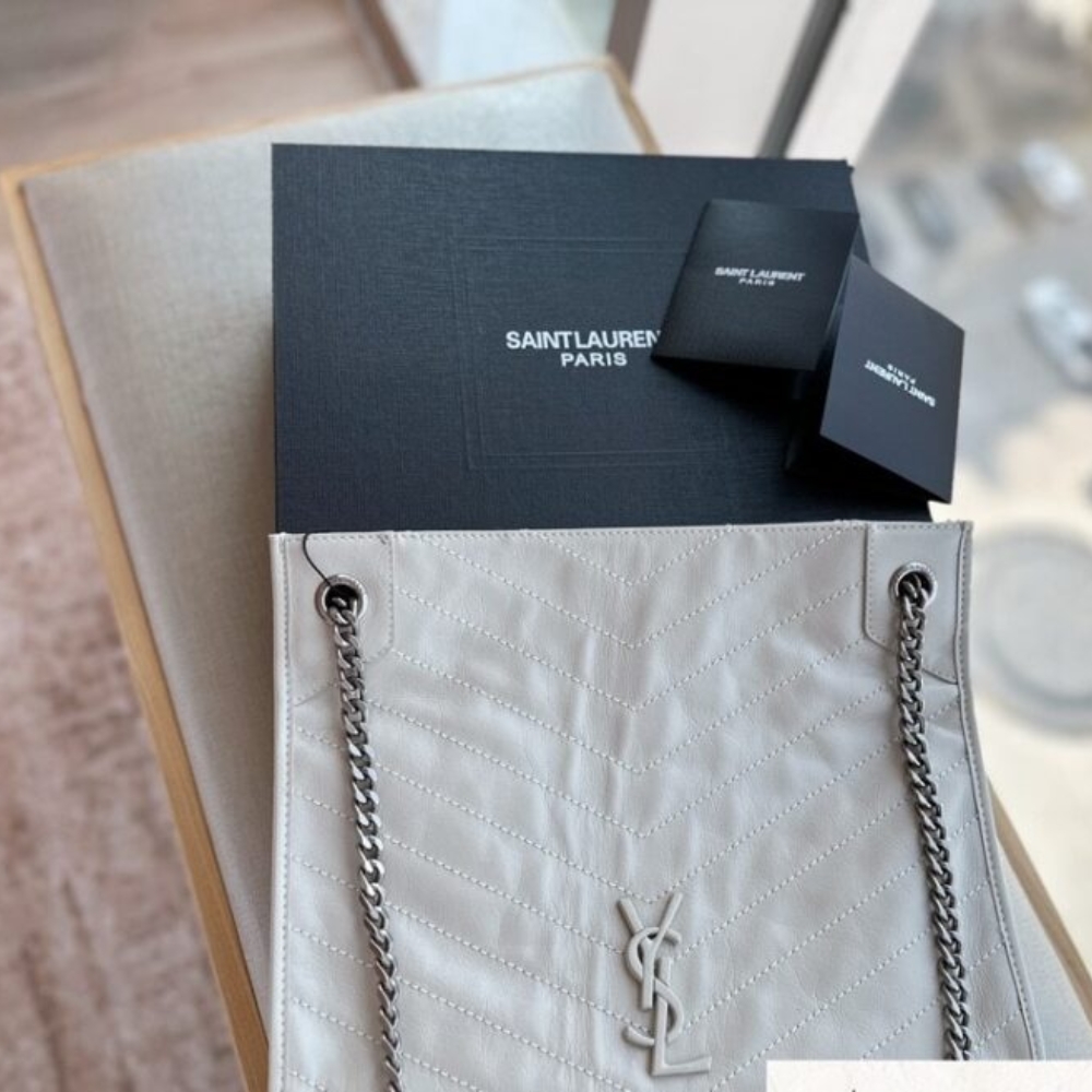 Copy of 1000 x 1000 (Detail) - 2025-09-28T193801.144