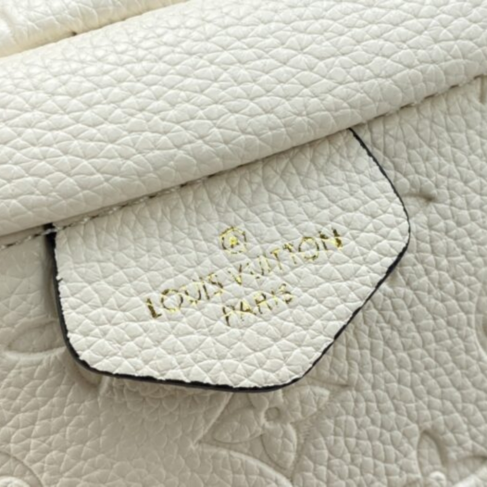 Copy of 1000 x 1000 (Detail) - 2025-09-28T211532.194