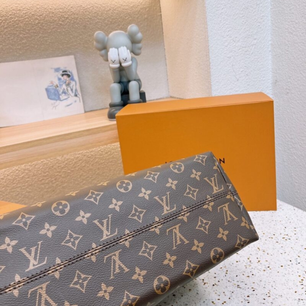 Copy of 1000 x 1000 (Detail) - 2025-09-29T232454.536