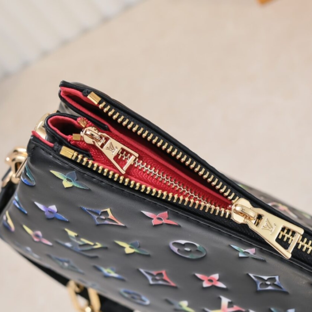 Copy of 1000 x 1000 (Detail) (25)