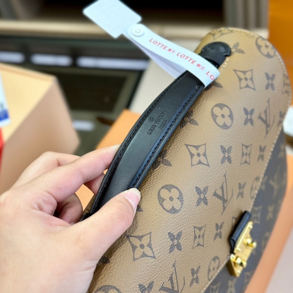 Copy of 1000 x 1000 (Detail) (26)