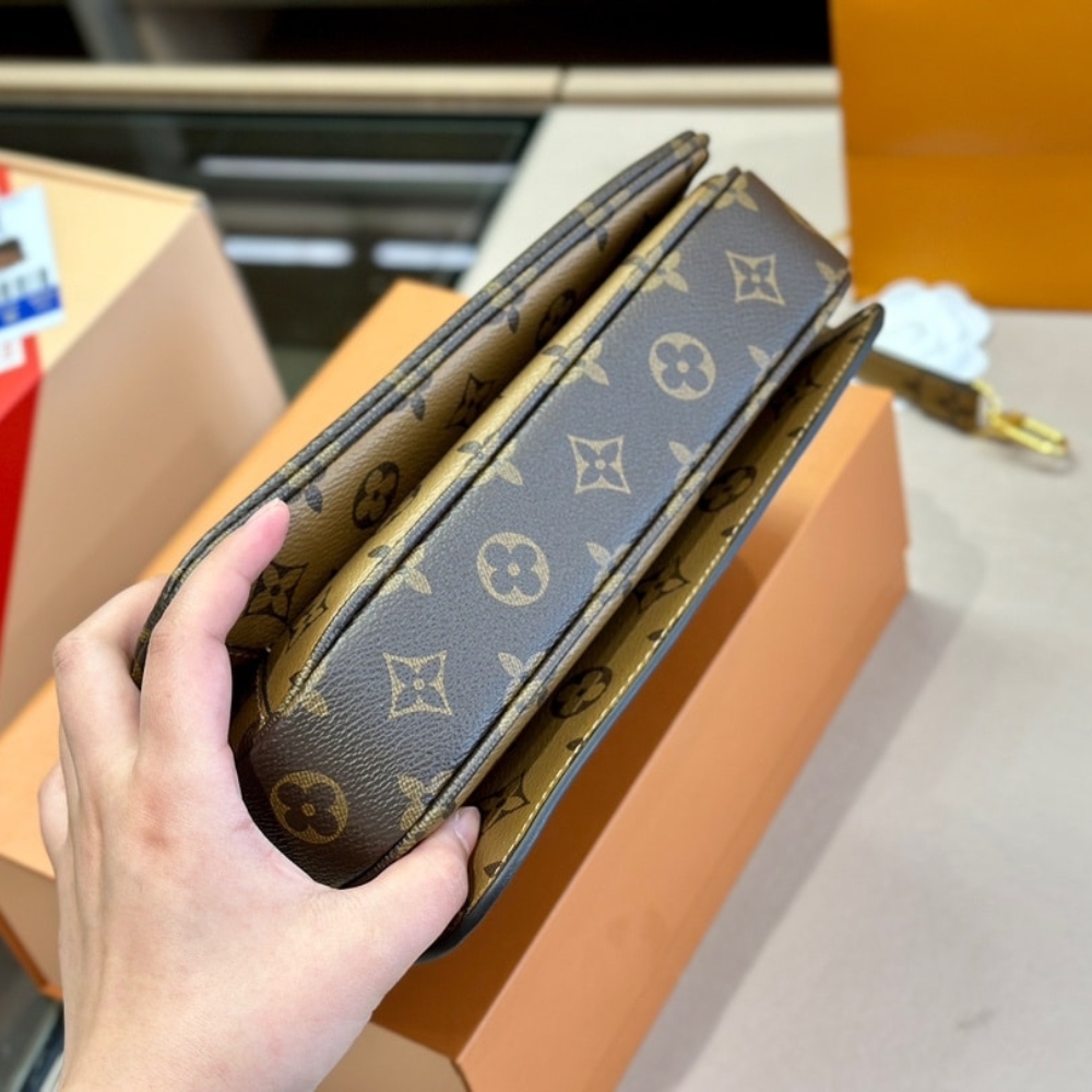 Copy of 1000 x 1000 (Detail) (27)