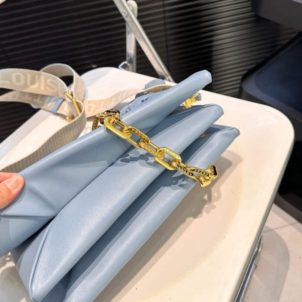 Copy of 1000 x 1000 (Detail) (35)