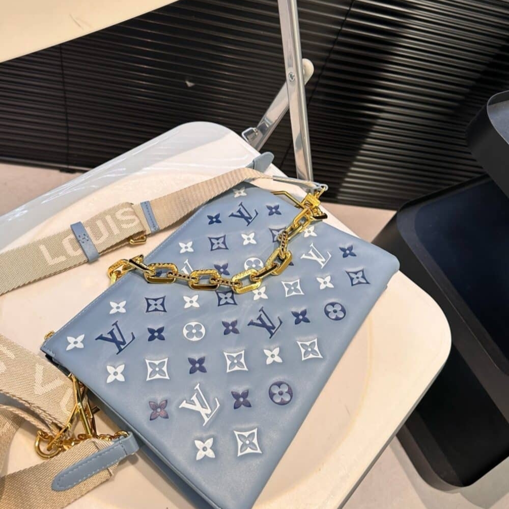 Copy of 1000 x 1000 (Detail) (36)