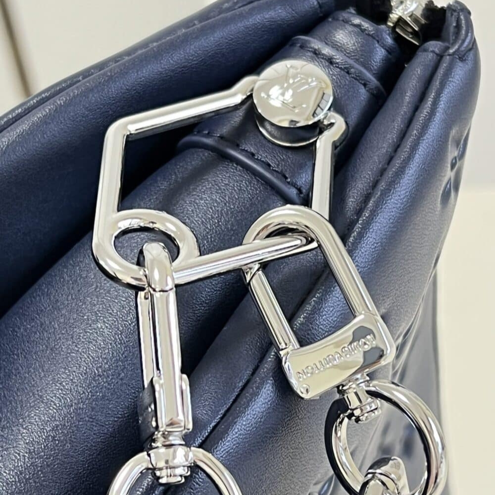 Copy of 1000 x 1000 (Detail) (41)